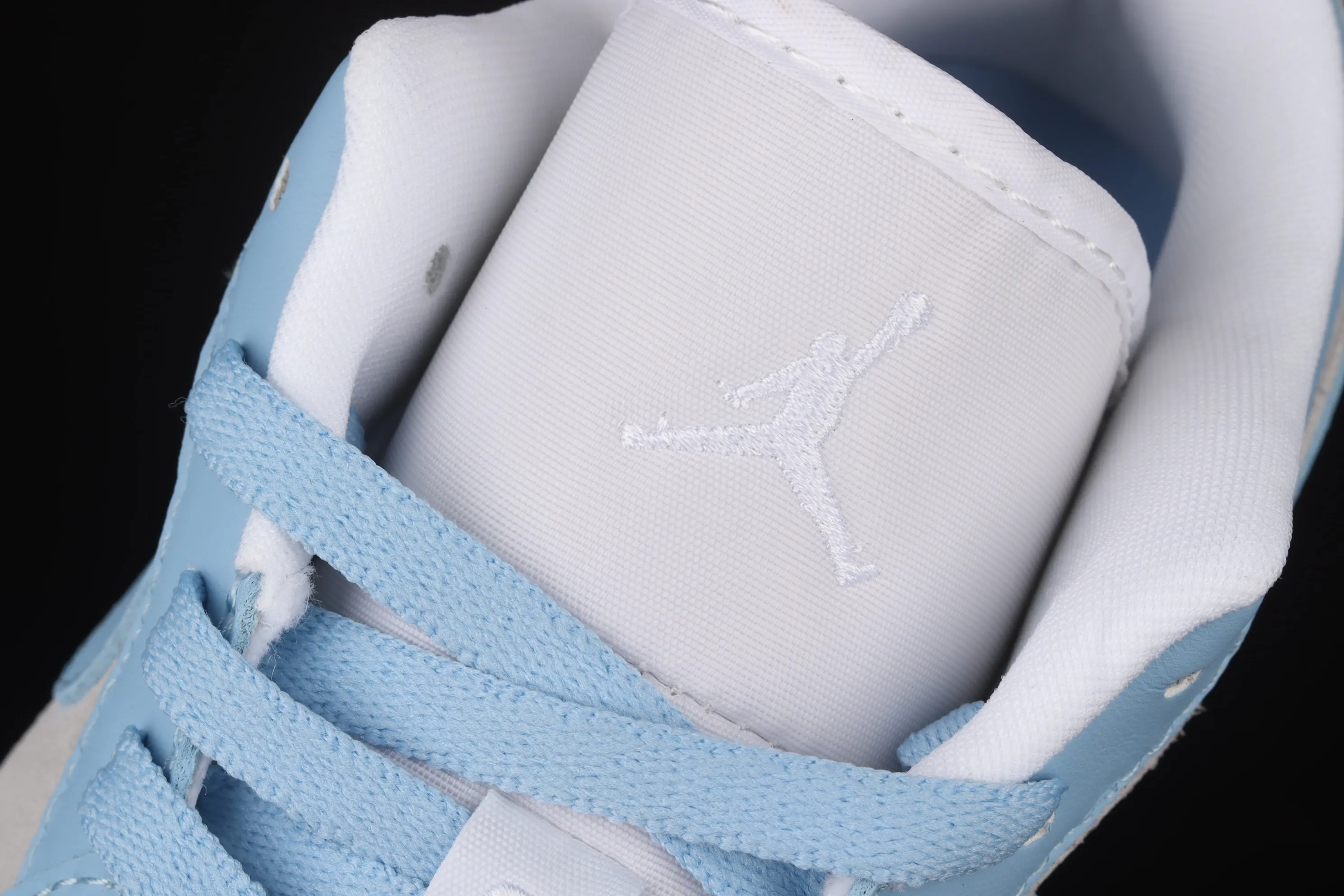 All categories Air Jordan Jordan series basketball shoes Air Jordan 1 Low Air Jordan 1 Low AJ1 Joe 1 University Blue low-top basketball shoes DC0774-050